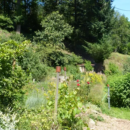 La Du Pre Bord Apartment Saint-Rirand